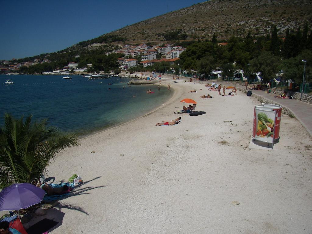 Stari Dvori Apartment Trogir Phòng bức ảnh